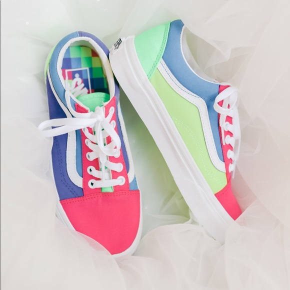 Vans Shoes - ✨2XHP✨Vans | Old Skool Neon Color-Block Shoes 6.5